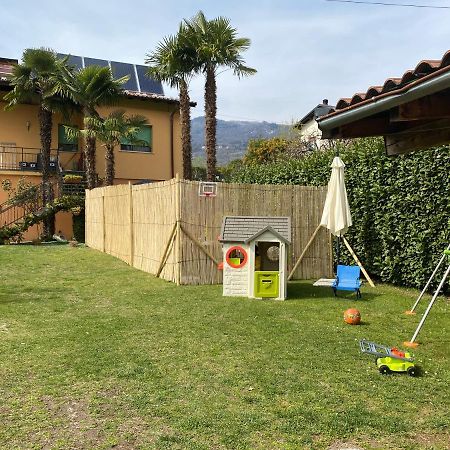 Casa Vacanza Veronica Con Giardino Verbania Extérieur photo