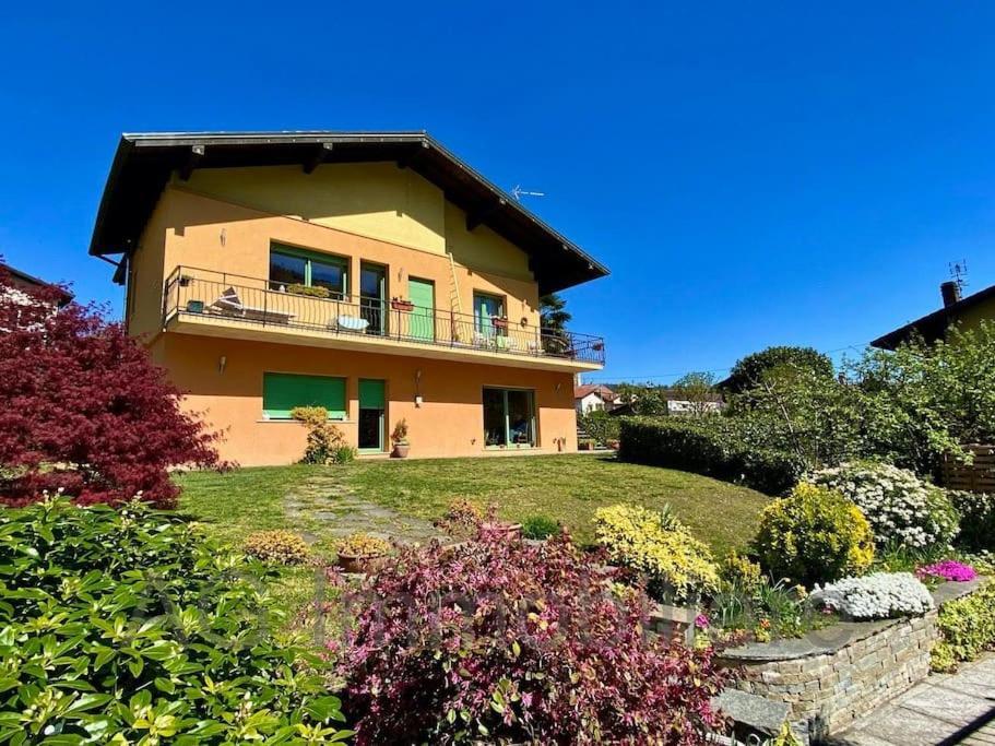 Casa Vacanza Veronica Con Giardino Verbania Extérieur photo