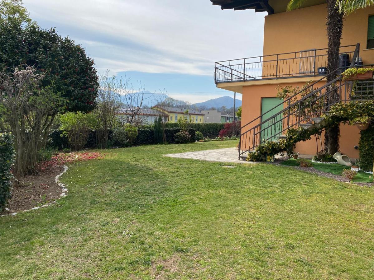 Casa Vacanza Veronica Con Giardino Verbania Extérieur photo